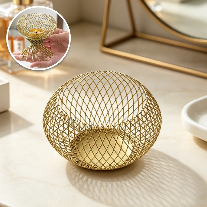 Mini Geometric Wire Mesh Candle Holder Hollow Light Filter Design for Table Decor Suitable for Dinner Cafe Bedroom & Wedding