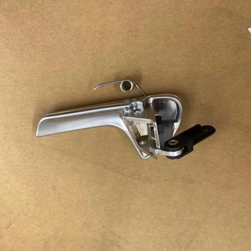 Car Front Left Right Interior Door Handle Inside Inner Door-Pull Handles Chrome For VW Golf Mk5 Jetta MK5