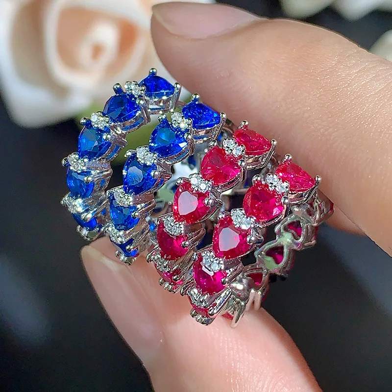 

Autumn Winter New Earrings Fashion Colorful Full Diamond Stud Earrings Niche Retro High-end Red Zircon Palace Style Women's