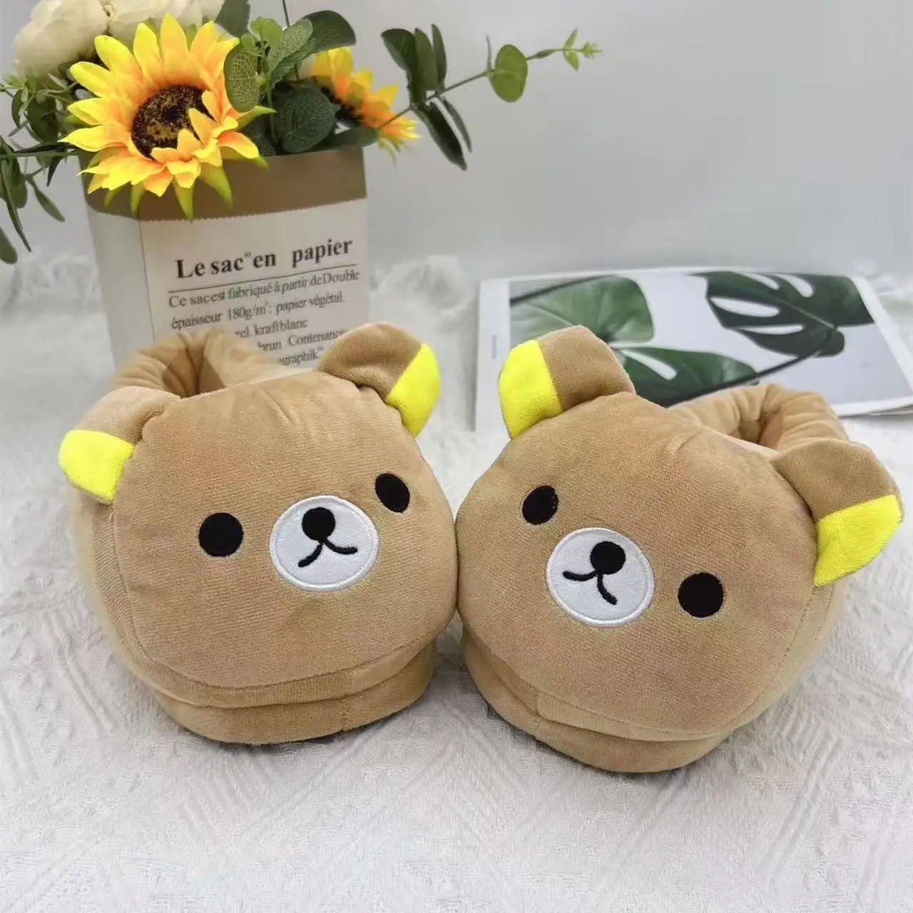 Luxury Winter Bear Cotton Ladies Slippers House Home Cartoon Cute Bear Home Indoor Couple Female Warm Indoor Slipper Casual