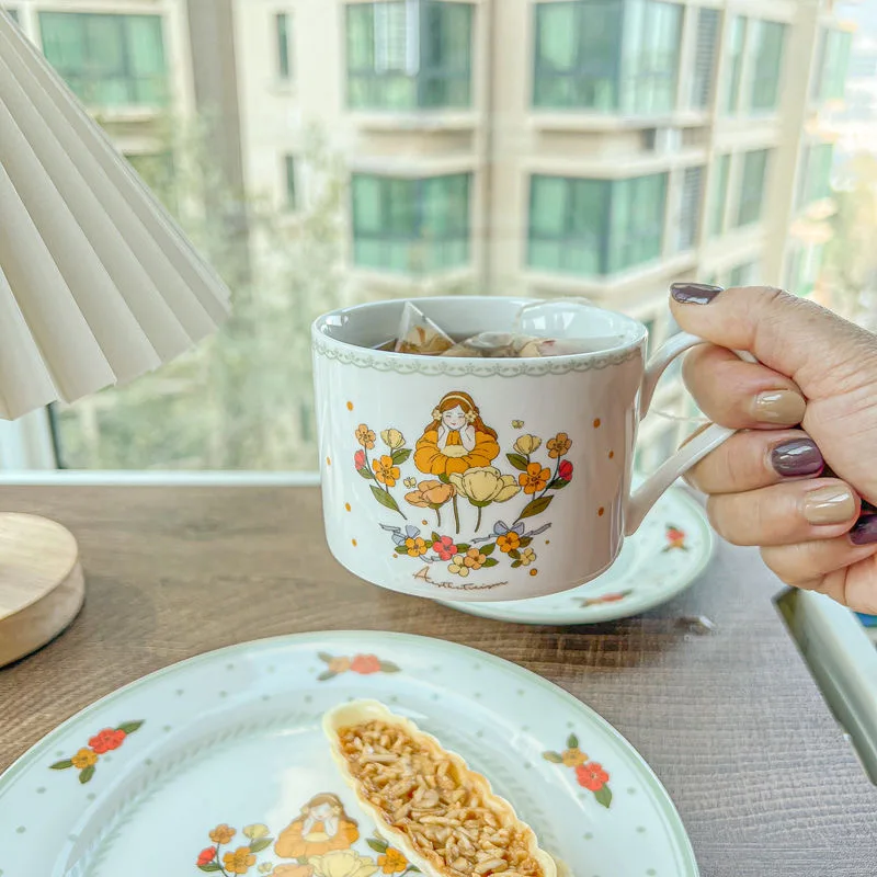 Girl and Flower Vintage Coffee Cup and Saucer suit French Ceramic Afternoon Tea Tray Creative Cute Girl Cup and Saucer suit