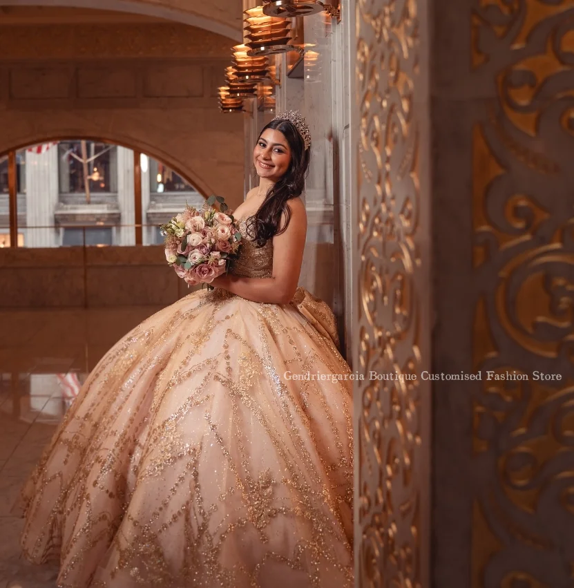 Robe de Quinceanera de luxe princesse champagne, train doux initié, appliques en dentelle de tulle, robe mexicaine, 15 ans, bleu, 2024