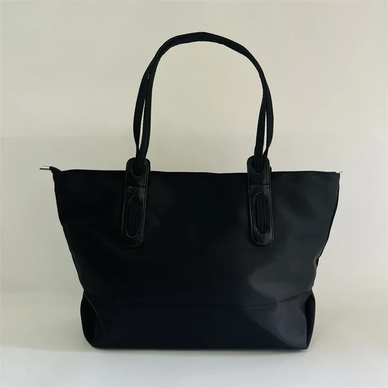 Nuova borsa tote Disney Mickey Minnie Borsa a tracolla femminile di grande capacità Borsa da donna alla moda