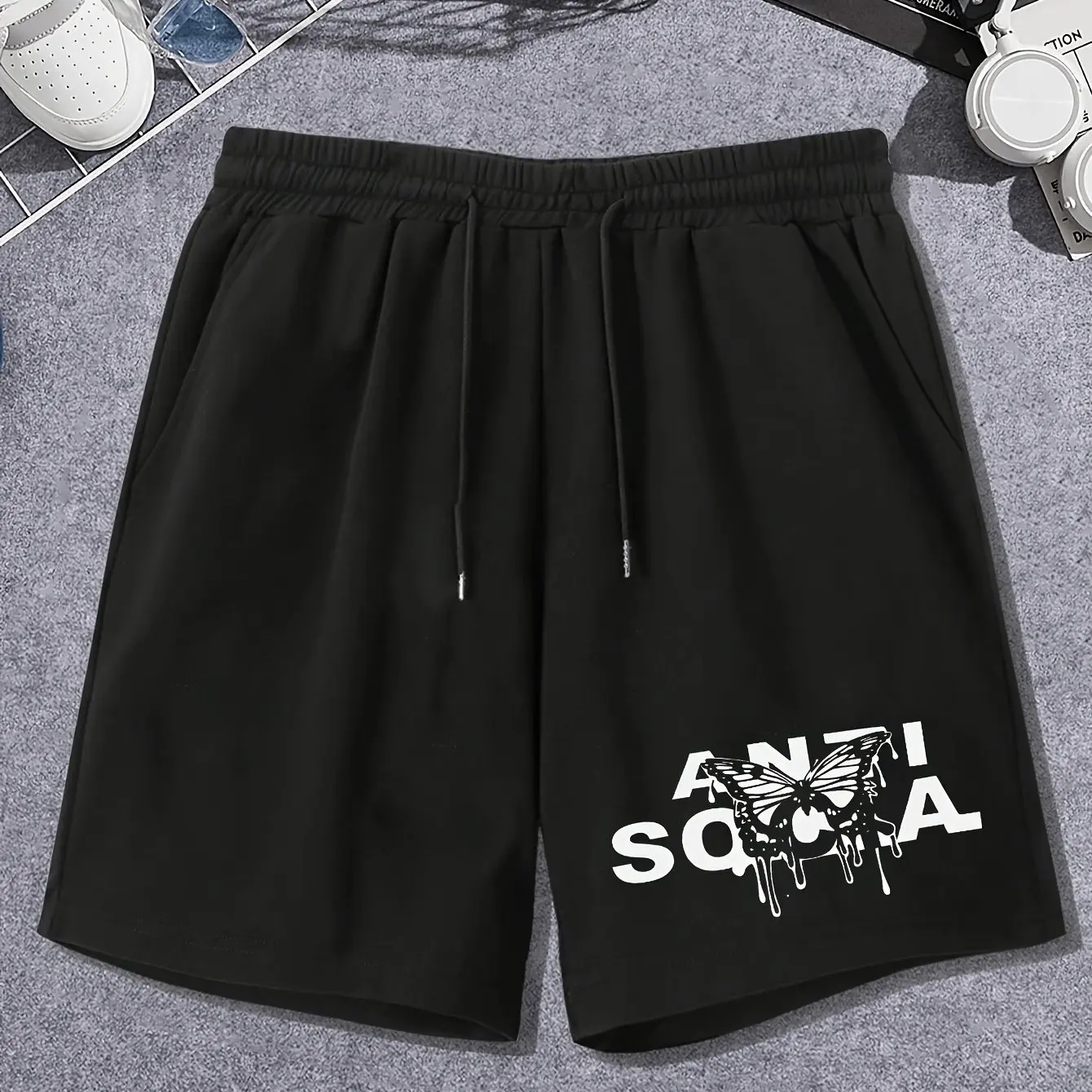 Summer Men's Casual Butterfly Pattern Shorts Breathable Fabric Stylish  Versatile Suitable for Sports and Everyday Wear