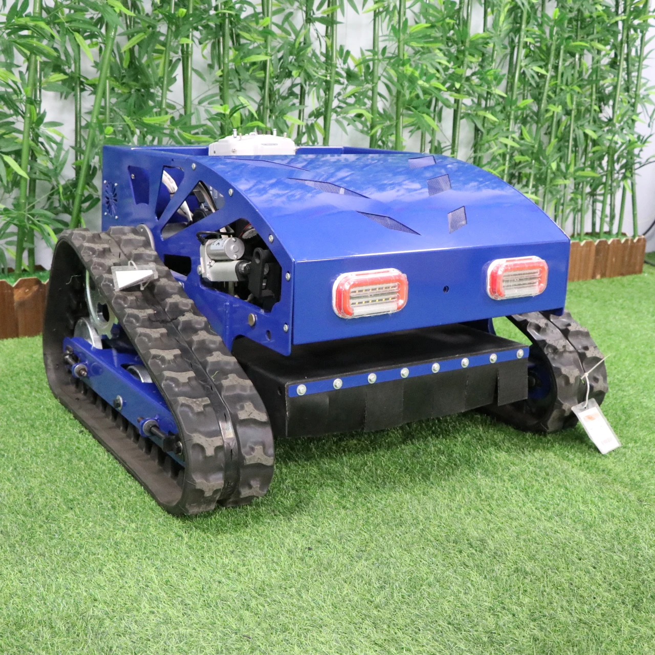 

Customized remote-controlled lawn mower for all terrain operation, multifunctional machine, factory wholesale price