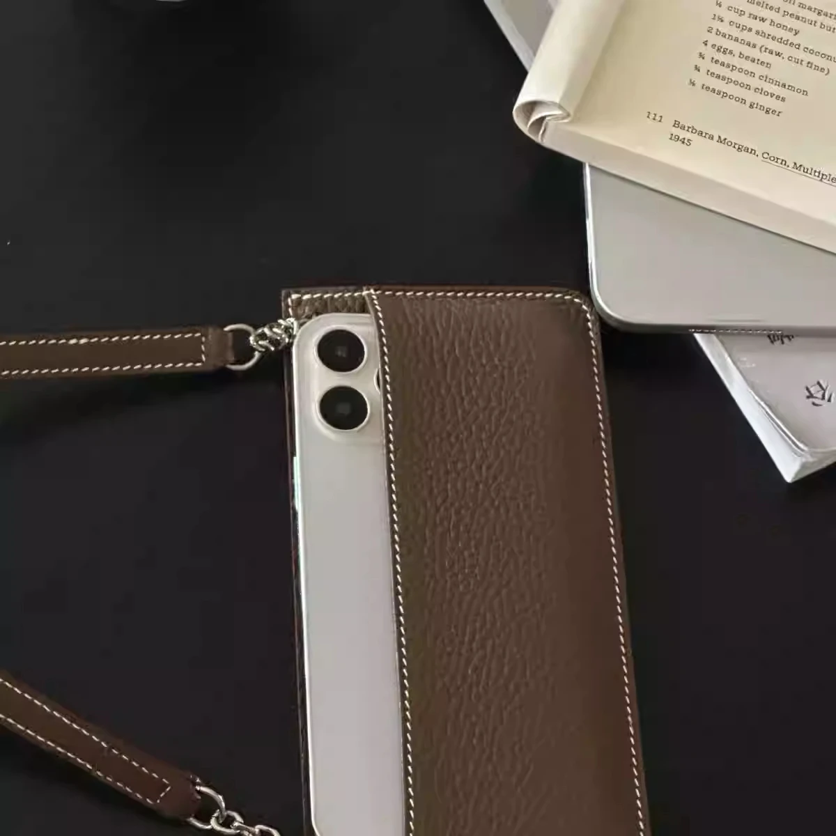 新型PUクロスボディ携帯電話バッグ、便利な多機能パスポートカードバッグ、3 in 1、片手で使える銀行カードウォレット