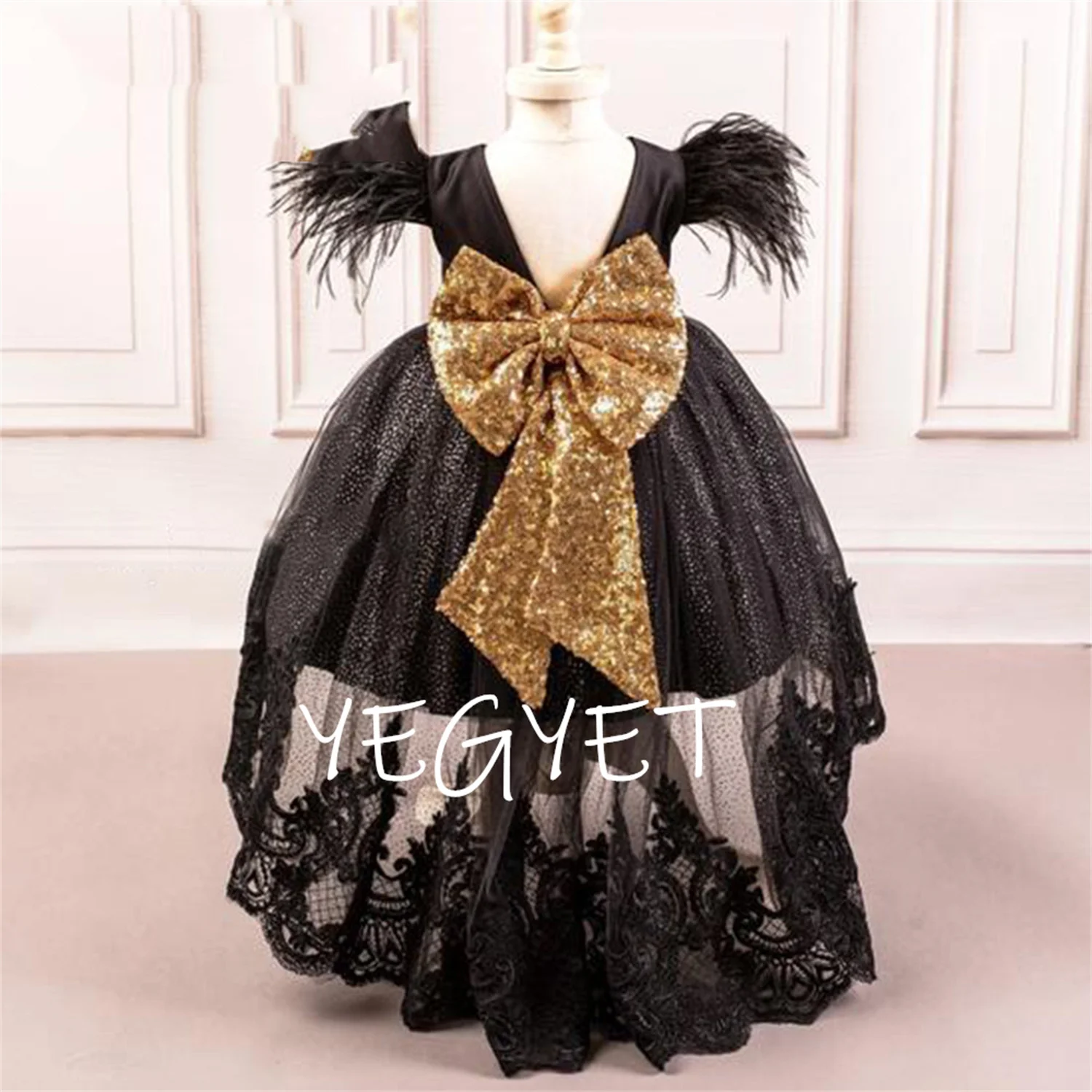 

Kid High/low Lace Layers Skirt Party Dresses Glitter Sequin Bow Knot Pagnant Dresses Feather Sleeves V Back Flower Girl Dresses