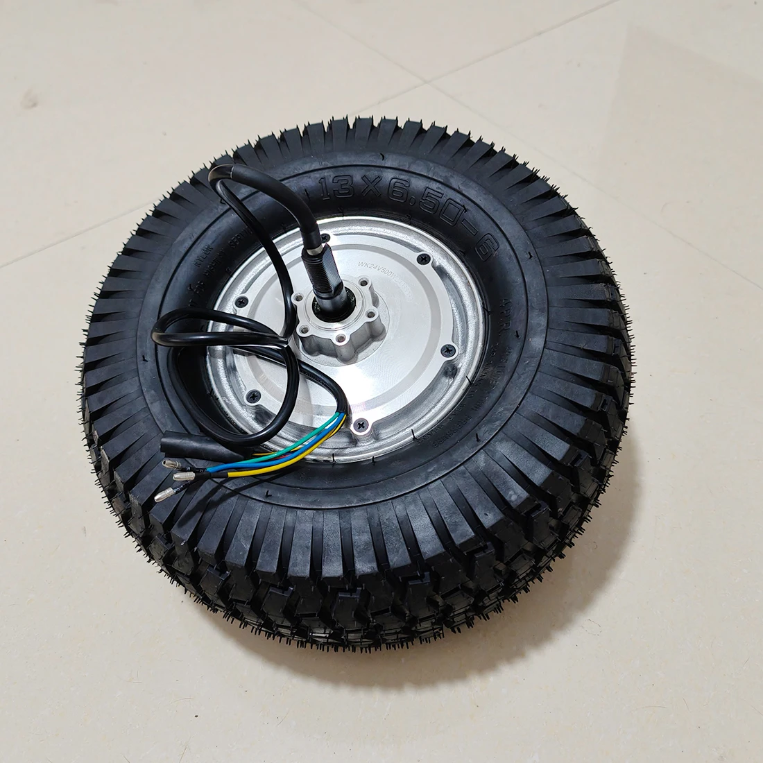 

Low Speed Big Torque 500W 13 Inch 13x6.5-6 Tire Unicycle Brushless Gear Hub Motor Wheel For Electric Scooter Cart
