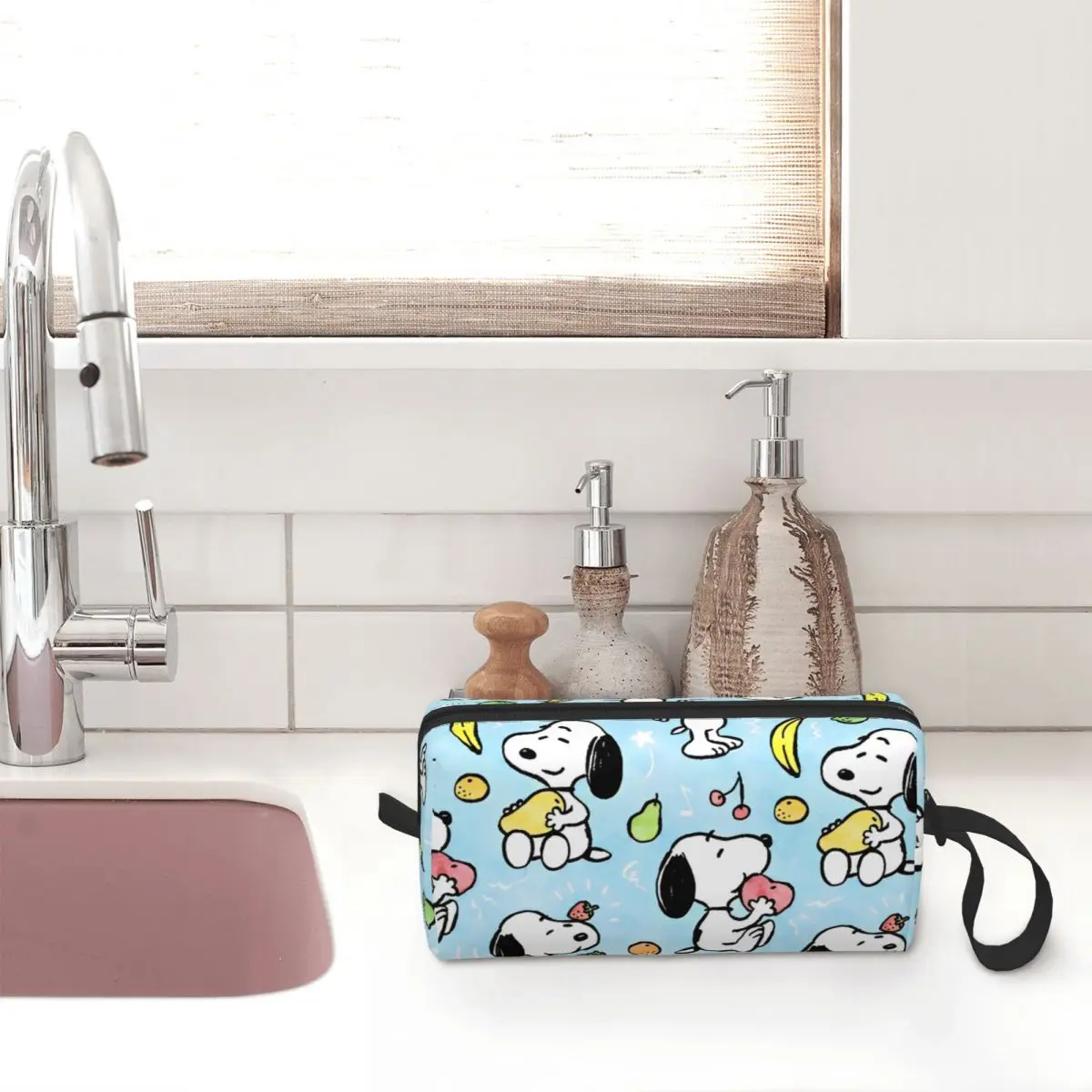 Snoopy Fruits Pattern Large Makeup Bag Beauty Pouch Travel Cosmetic Bags Cartoon Portable Toiletry Bag for Women