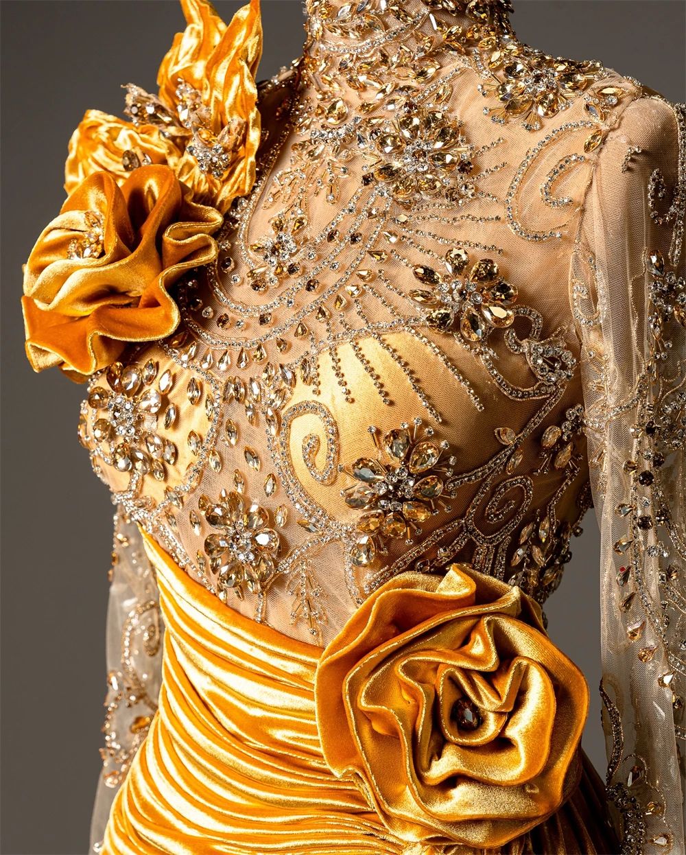 

Customized Luxury Yellow Velour Evening Dresses Dreamy Flowers Long Sleeves Bespoke Occasion Gowns Temperament Party Dress