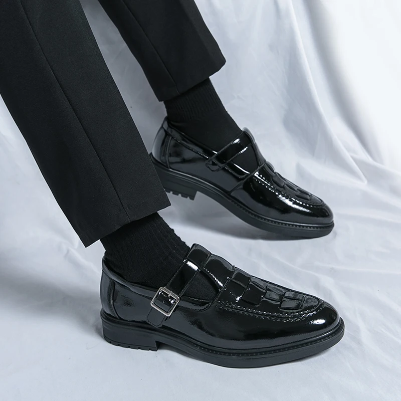 Chaussures d'été en haricots tissés pour hommes, sandales d'affaires britanniques décontractées, Version coréenne, ajourées, en cuir verni, avec trou de boucle