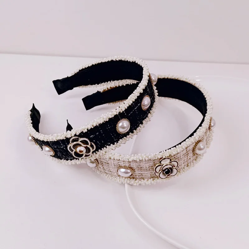 

Ladies' Pearl Fabric Hair Bands Wide Border Smooth Fashionable And VersatileHair Accessories for All Women