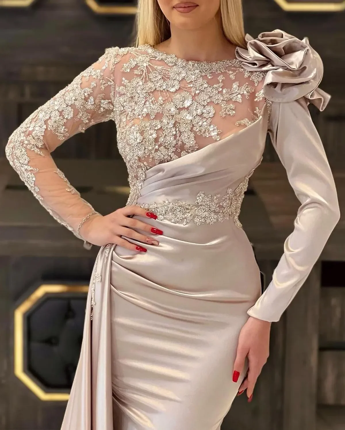 Luxurious evening gown bright satin applique pleats formal crystal beaded jewelry neck elegant mermaid long sleeve ball gown