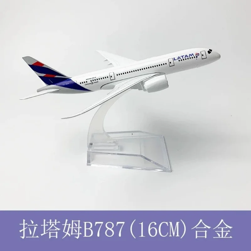 

16cm Latam Airlines B787 Airbus Souvenir Plane Toy 1:400 Scale Airline Die-cast Alloy Metal Airplane Model Toys