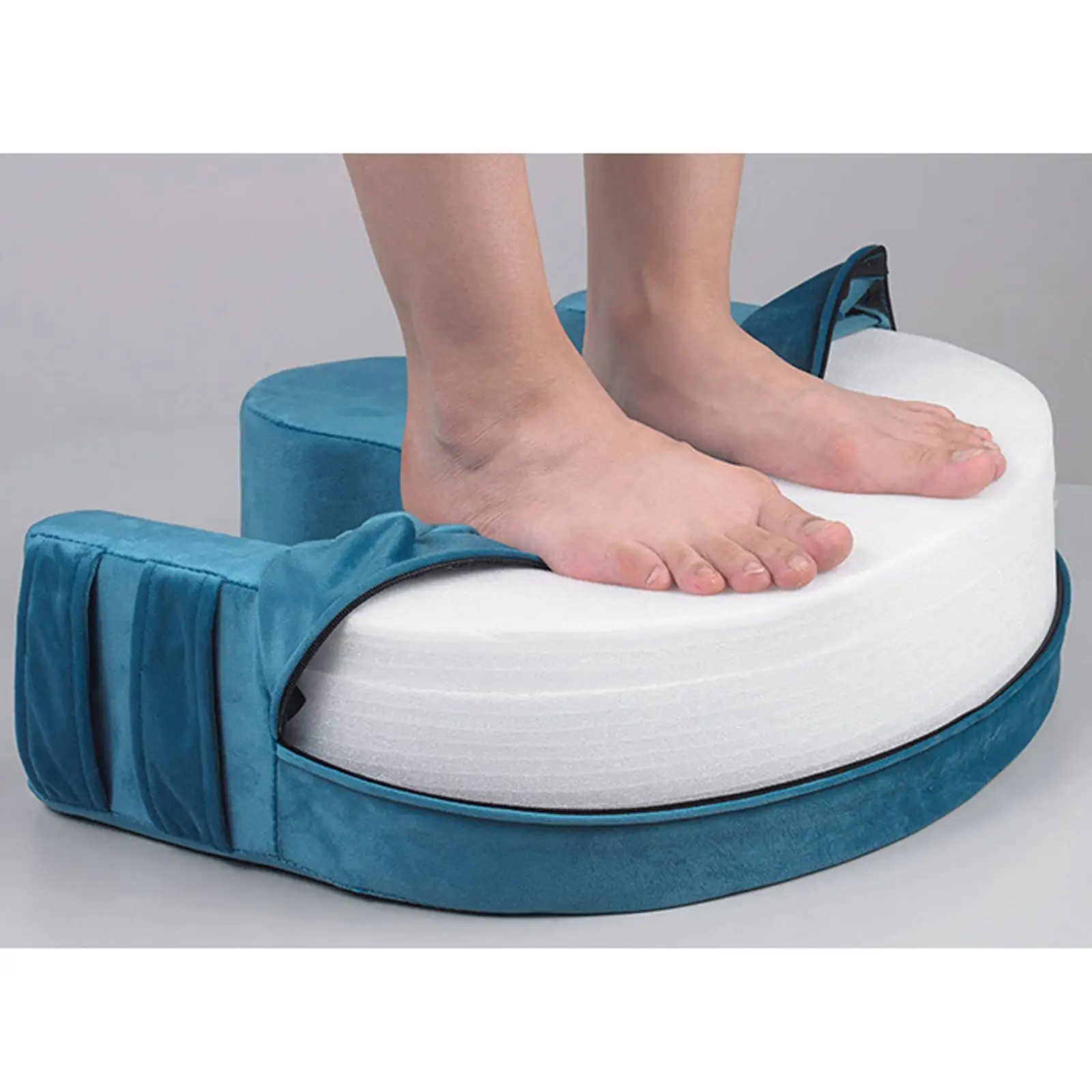 Decubitus Prevention Turnover Pad for Bedridden Seniors Flannel Nursing Cushion with Pull Handles Pressure Sore Relief for Home