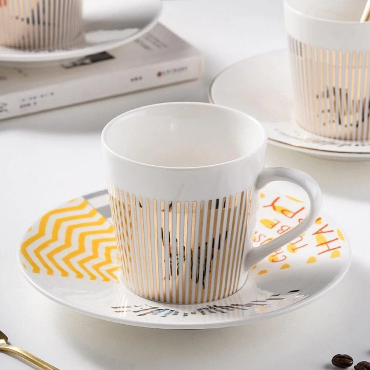 Stylish and Functional Ceramic Tea Cup and Saucer Set - Add a touch of elegance and sophistication to your tableware collection