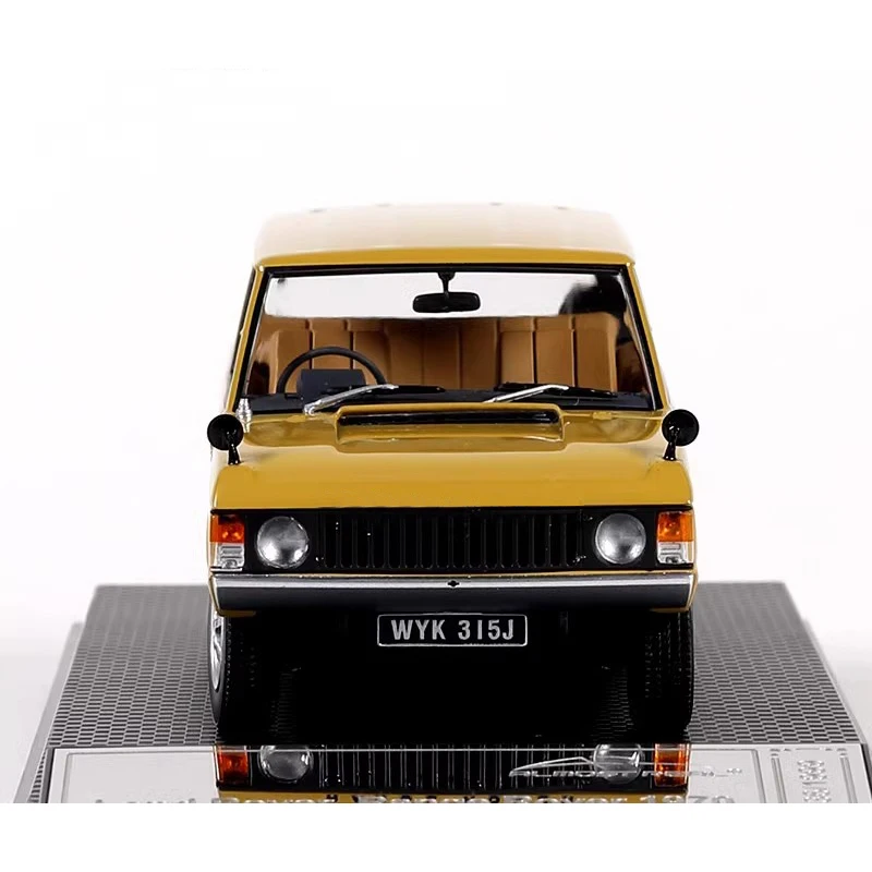 Almost Real Car Model Alloy Simulation 1:43 1970 First Generation Car Model Collection Ornament