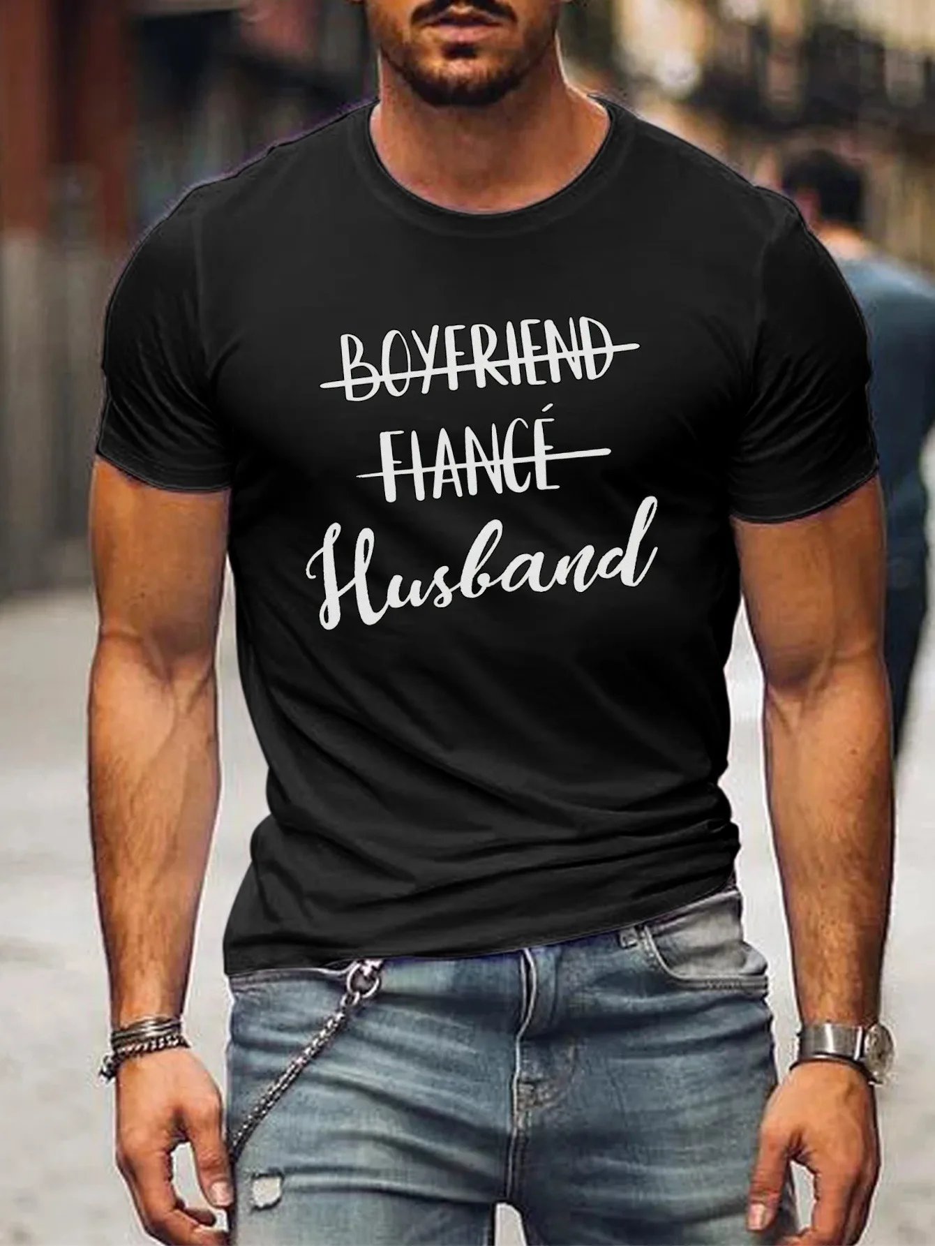

Мужская футболка с рисунком «Boyfriend» к «Husband» — повседневная