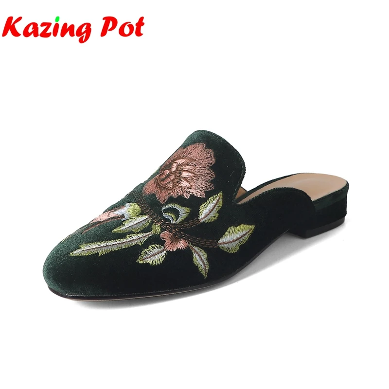 Krazing Pot Velvet Low Heels Flowers Embroidery Casual Mules Summer Sandals Dating Oriental Design Elegant Women Ins Slippers