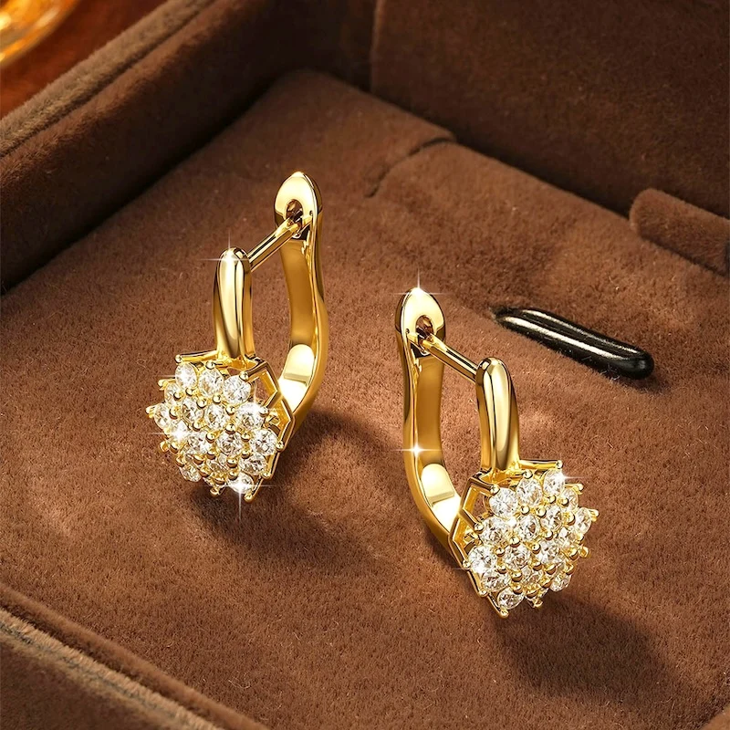 Rrjzz Sparkling Starlight Exquisite Ohrclip-Ohrringe, D-Farbe, vollständig mit Moissanit besetzt, Creolen für Frauen, Geburtstagsgeschenke, Schmuck – Detail 3