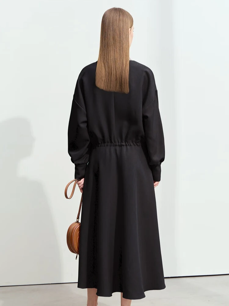 AMII الحد الأدنى فساتين الركاب النسائية اللون الربط الخامس الرقبة رسم سلسلة التخسيس 2025 الخريف فضفاض ميدي فستان الإناث 12443118 #2