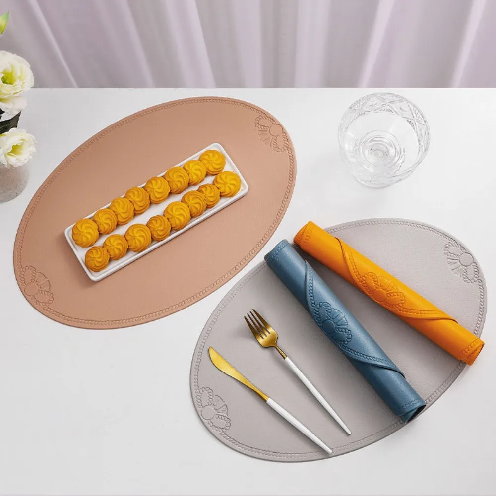 1/4/6PCS Green Oval Faux Leather Placemats Outdoor Kitchen Dining Table Pad Luxury Embossed Cafe Tableware Place Mats Gift Set