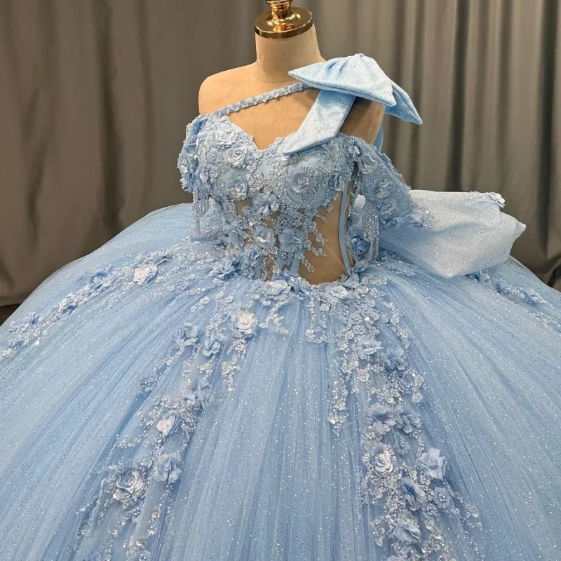 

Блестящие светло-голубые платья с открытыми плечами, с кристаллами, оборками, 3D цветами, длинным шлейфом и бантом, для 15-летия (Quinceañera), на заказ