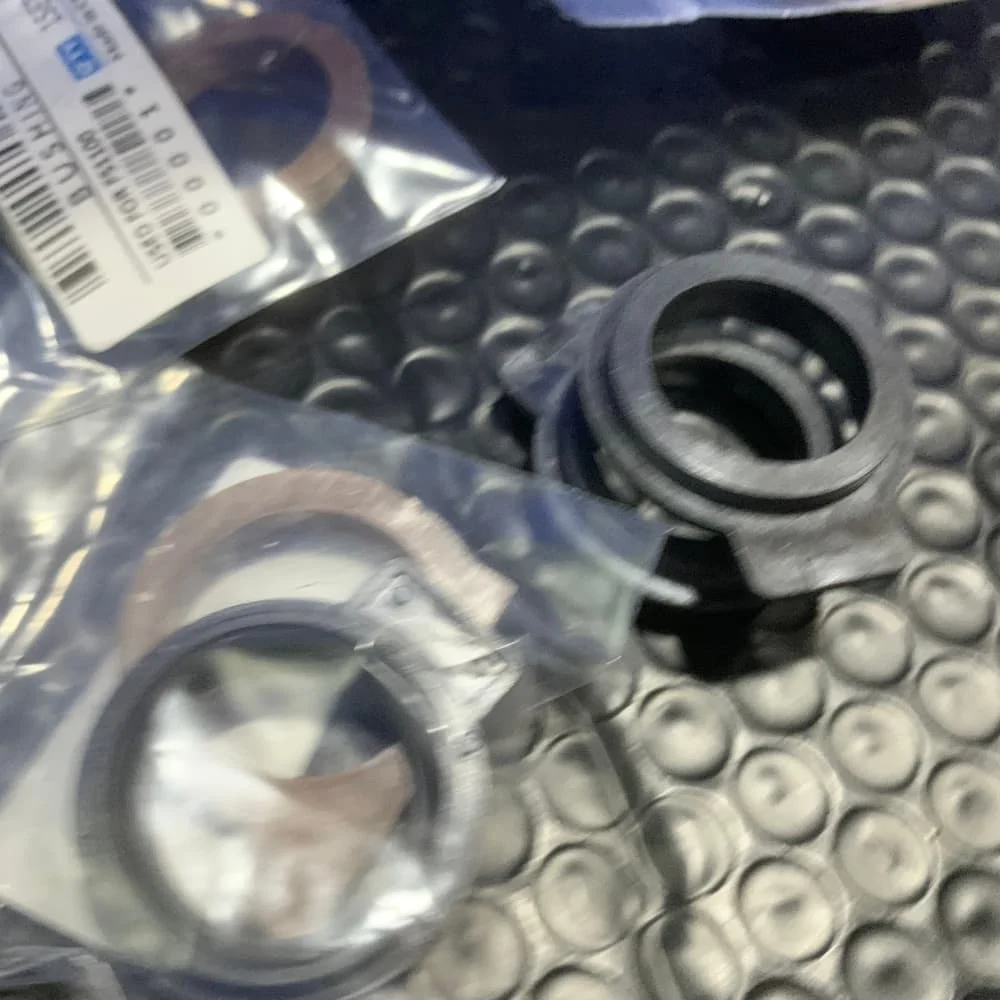 

2H425150 2BR20180 Fuser Upper Heat Roller Bushing for KYOCERA FS 1100 1300 1350 2000 1028 1128 1030 1130 1035 1135 MFP KM2810