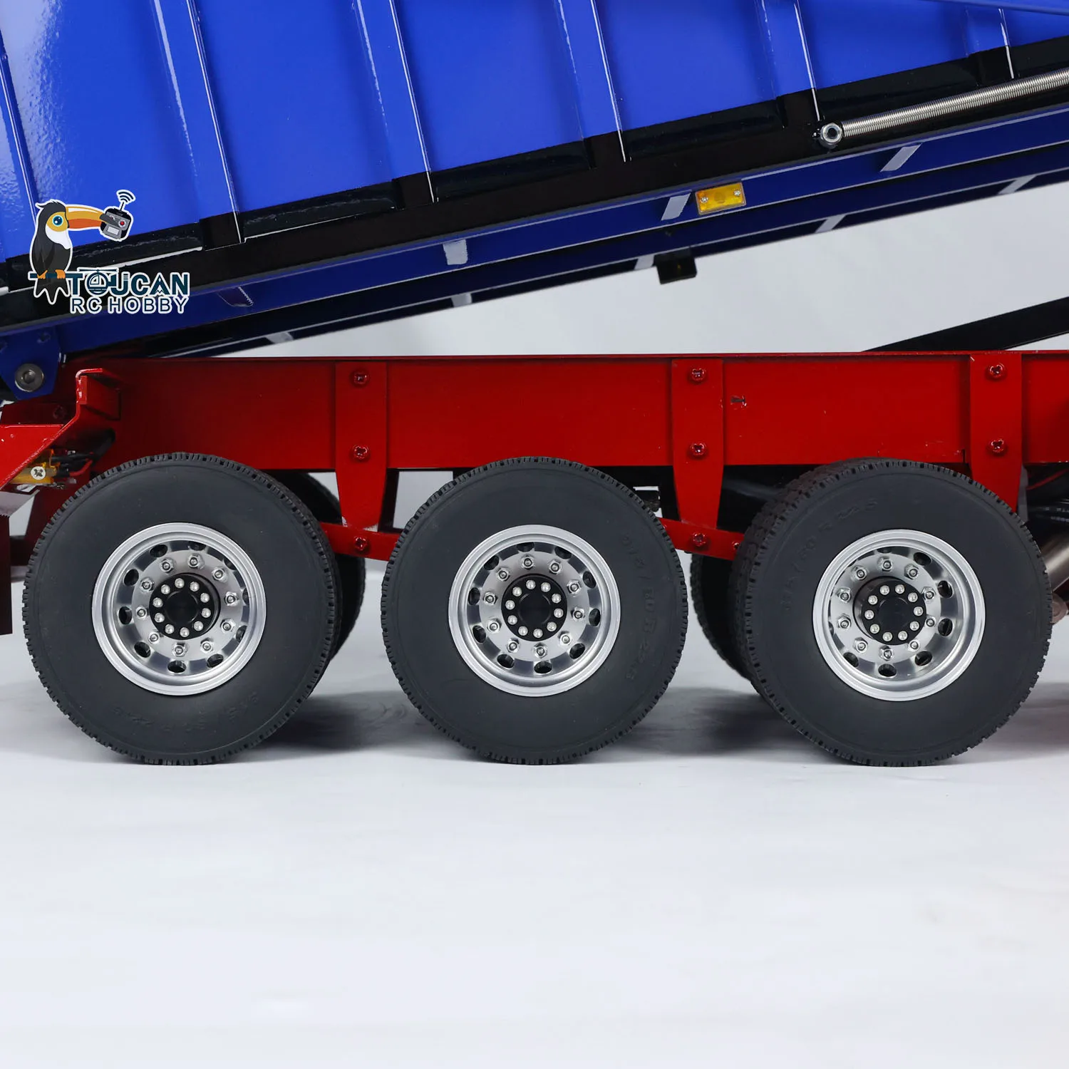 ของเล่นโลหะ 1/14 3 เพลา RC Hydraulic Dump Trailer ไฟฟ้ากันสาดขา Semi Trailer กรวดไฟรถรถบรรทุกรุ่น