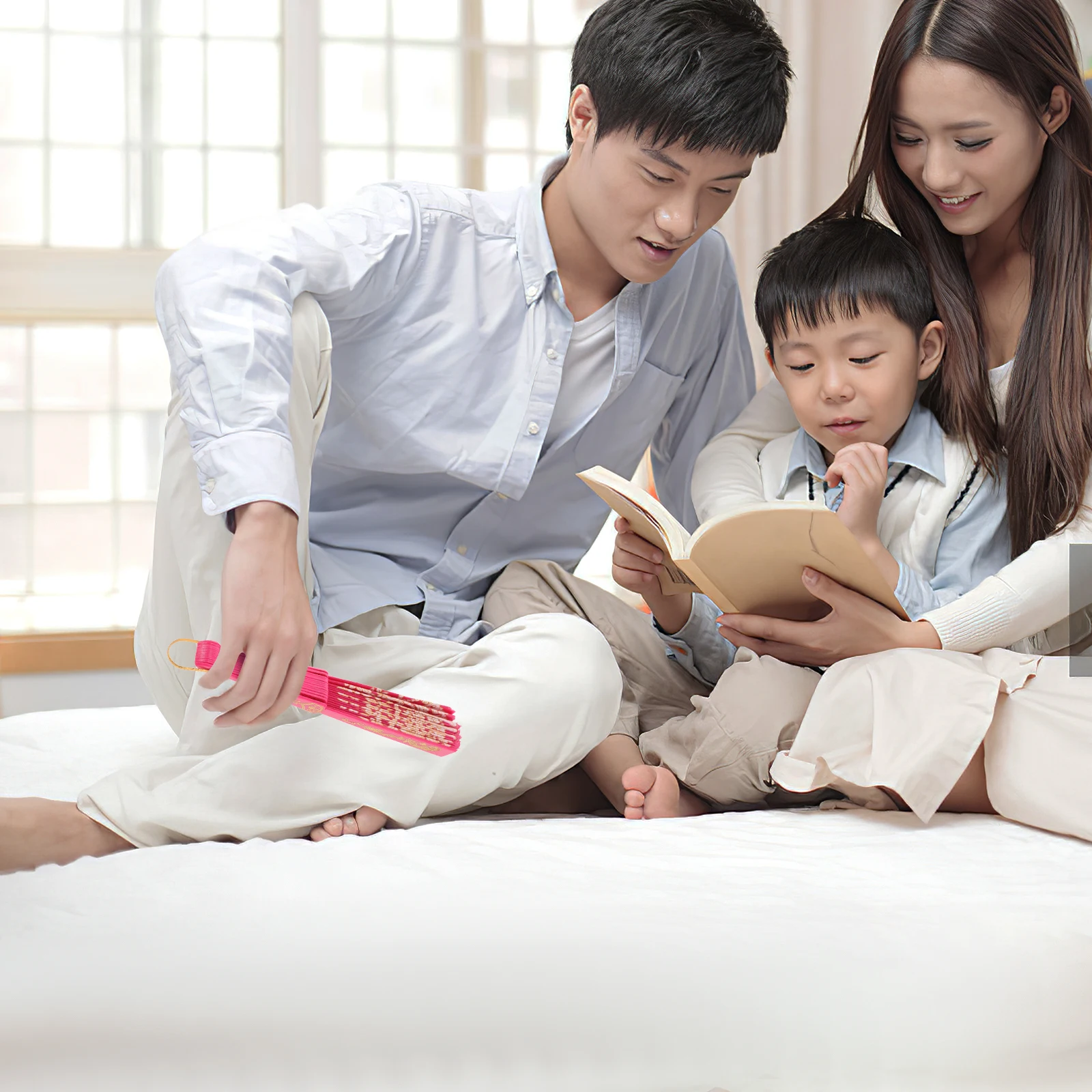 

Chinese Style H Fan Folding Decorative Paper Wedding Plastic Silk H held Fans Palace Fans Traditional Craftsmanship