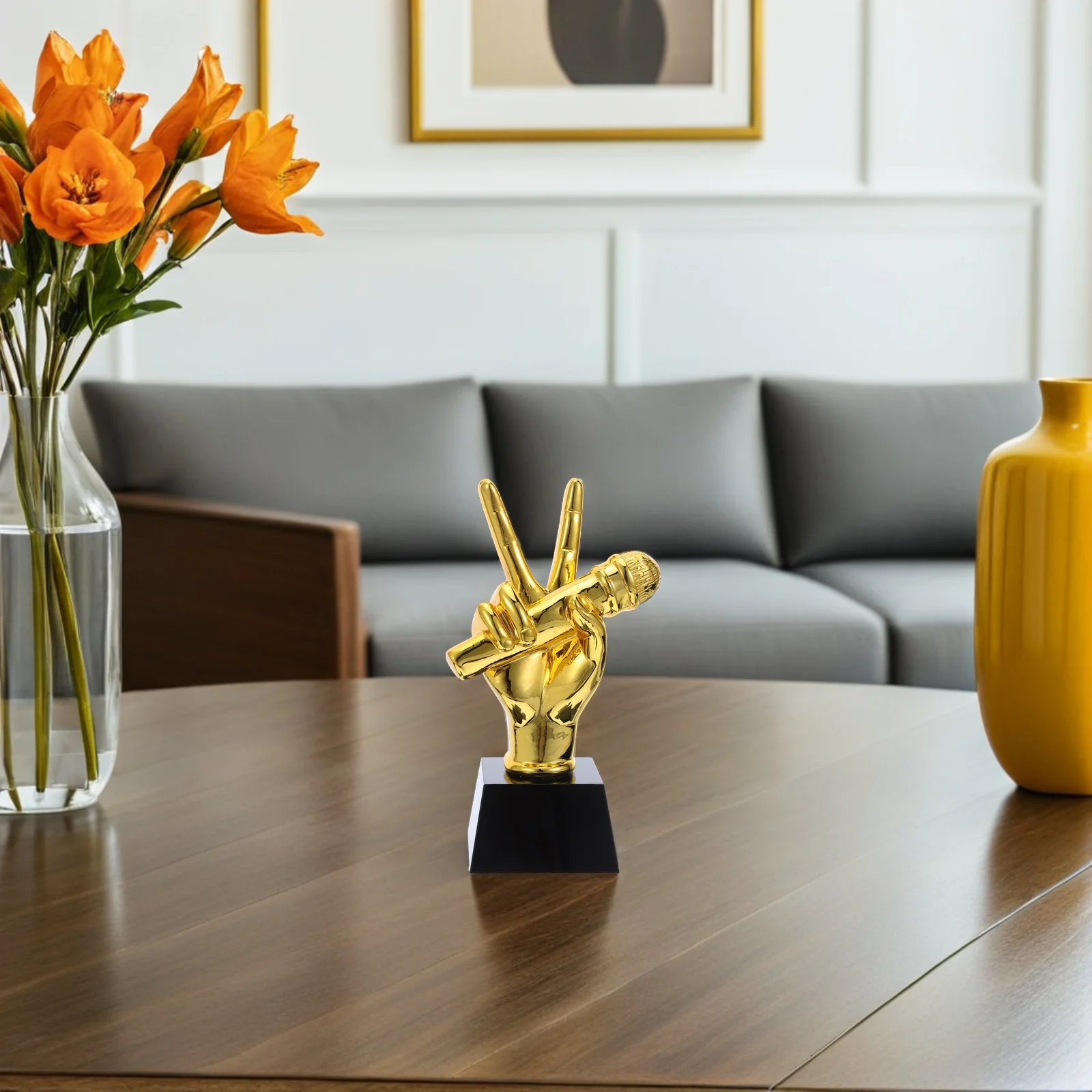 

Resin Microphone Trophy Vintage Mic Design Singing Competition Karaoke Award Party Decoration Music Trophy for Djs Hosts