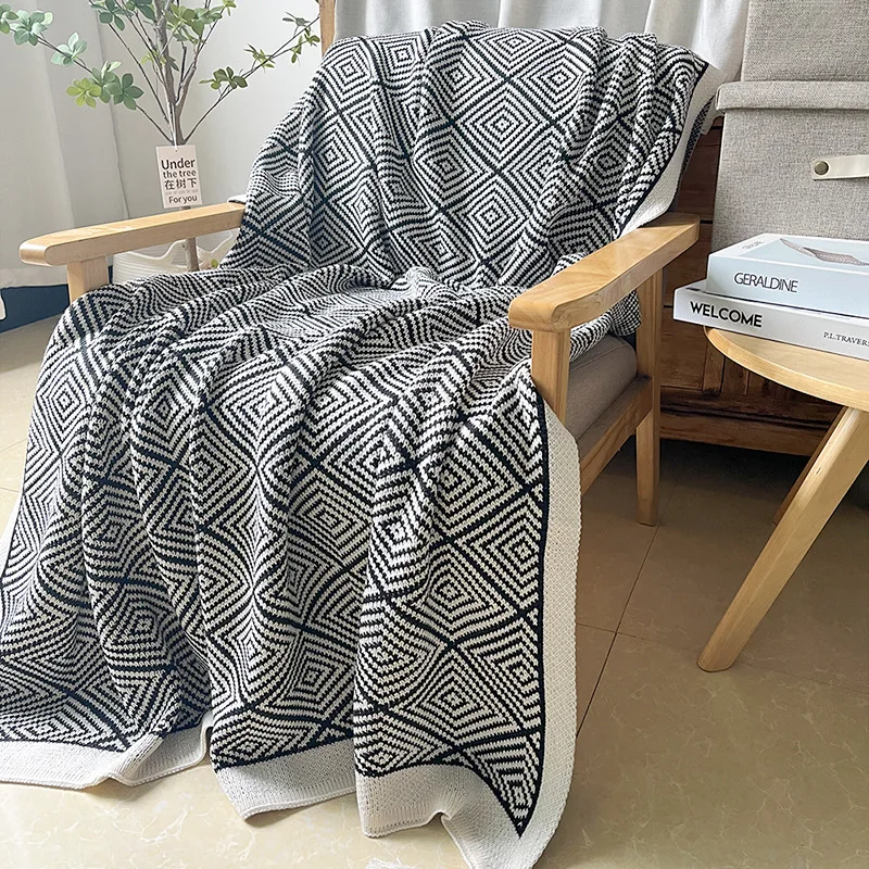 

Black and White Striped Knitted Blankets Nordic Ins Style Shawl Simple Style Sofa Bed Decorative Cover Blanket 127x152cm