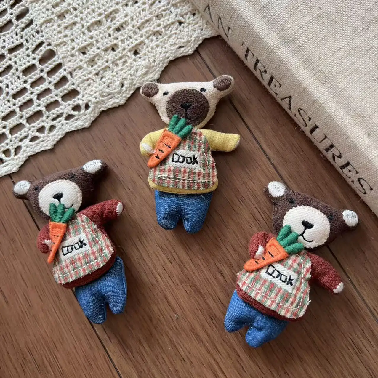 Fabric Carrot Bear Plush Brooch DIY Hair Accessory Pin for Kids Shoe Sock Backpack Hat Clothing Decoration Premium