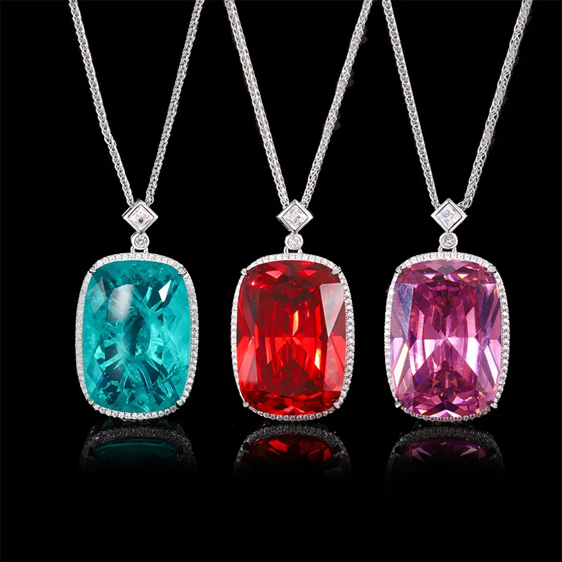 Gold-Plated European and American Dried Rose Square Pendant Necklace 20*28