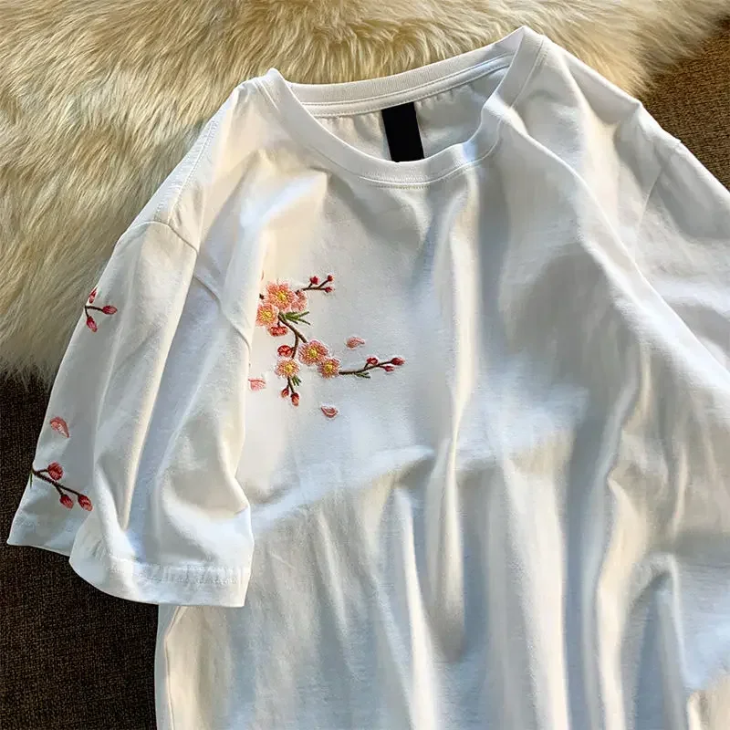 Niche high-end design heavy embroidery floral T-shirt tops for men  women summer loose chic couple short-sleeved T-shirt y2k ins