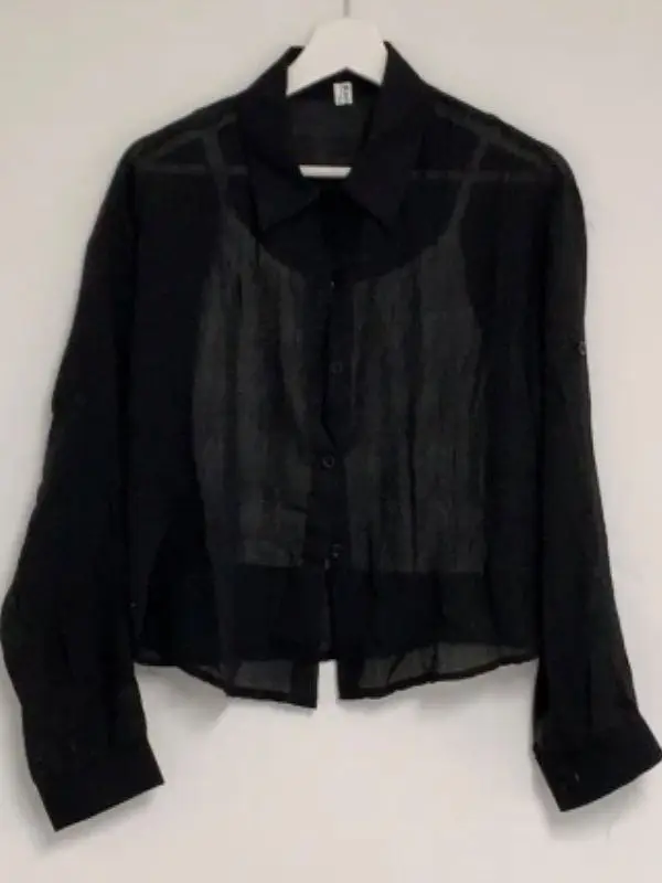 シックな夏のアンチエイジングヴィンテージアイスクリームカラー長袖レディースシャツしわ加工日焼け止めルーズフィット通勤スタイル