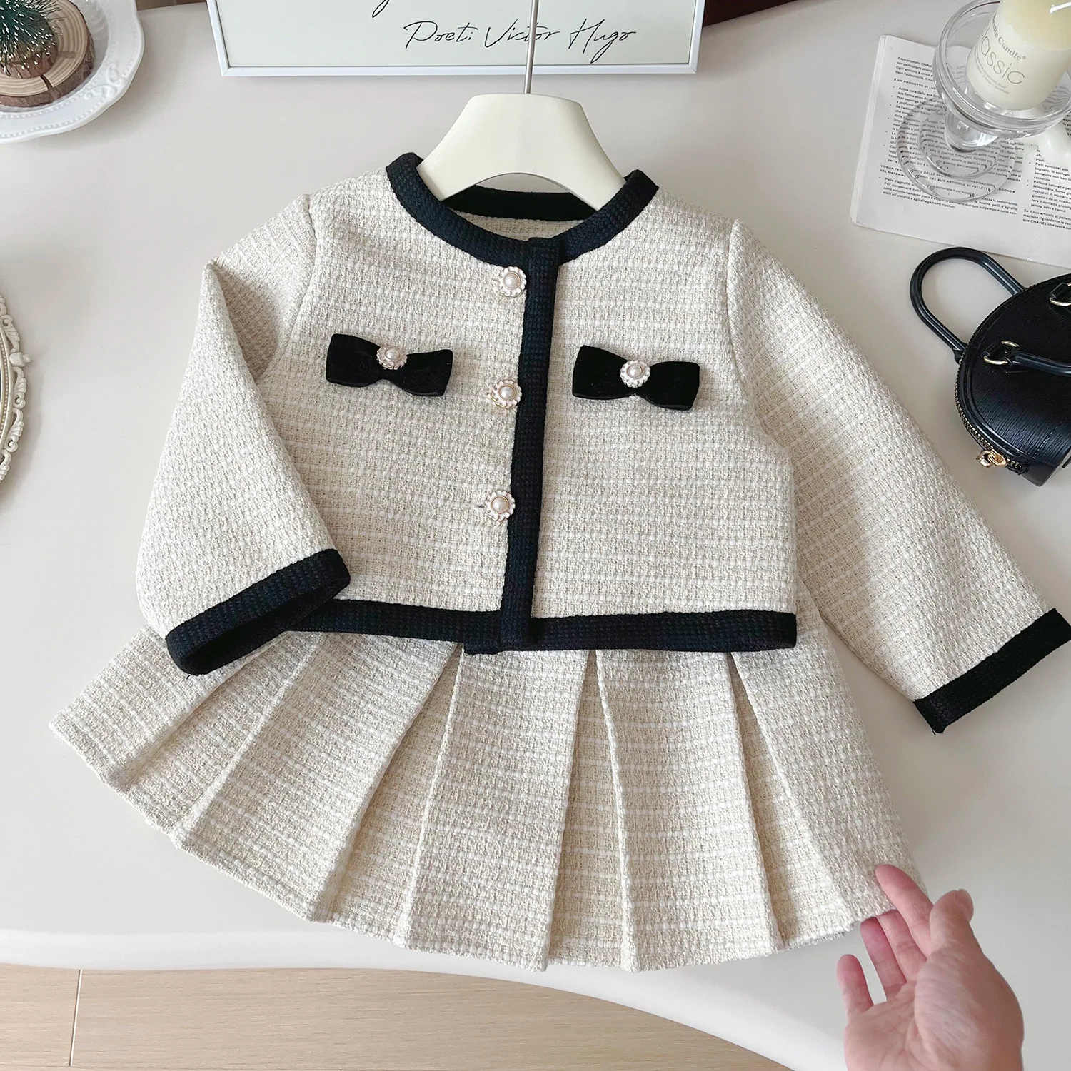 

Girls' Clothing Set Spring and Autumn Winter New Korean Style Fashionable Cardigan Coat Half Skirt Set