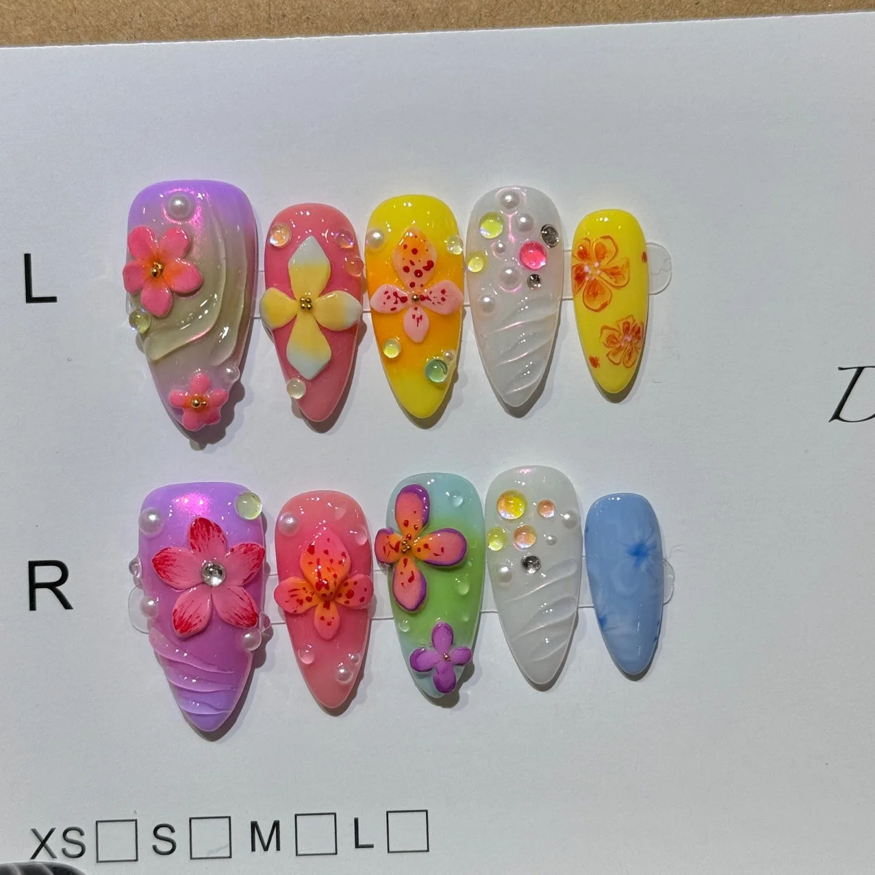 

10 ручных имплантированных ногтей Весенний допамин Можно носить миндальные поддельные ногти Сладкие красочные 3D цветы Очаровательные поддельные ногти Лето