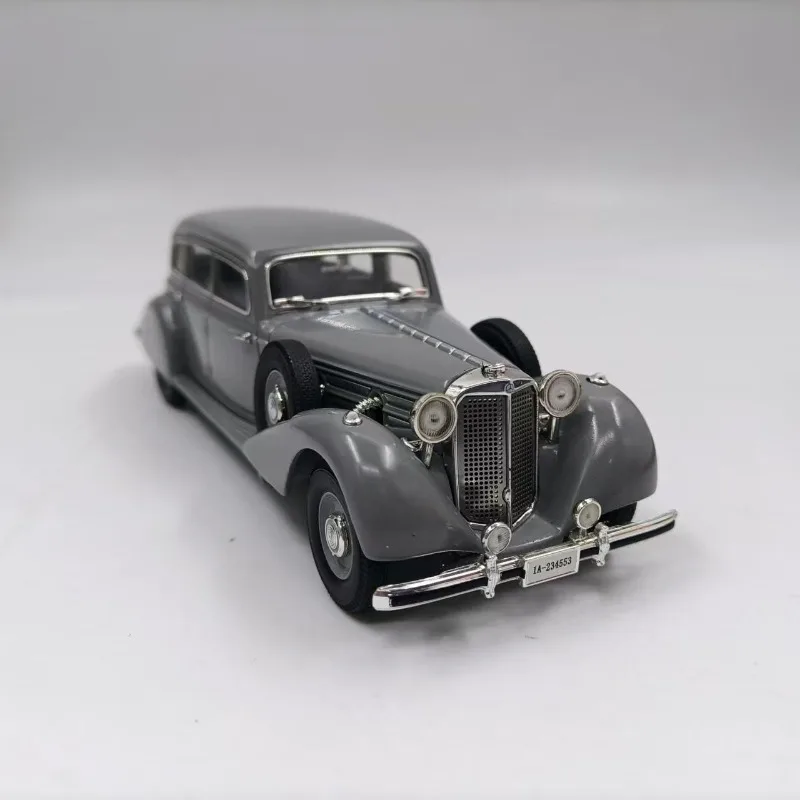 1:43 Simulated Alloy Static Classic Car Model,Collectible Finished Product,Ornament,Brand New with Packaging,Men's Birthday Gift