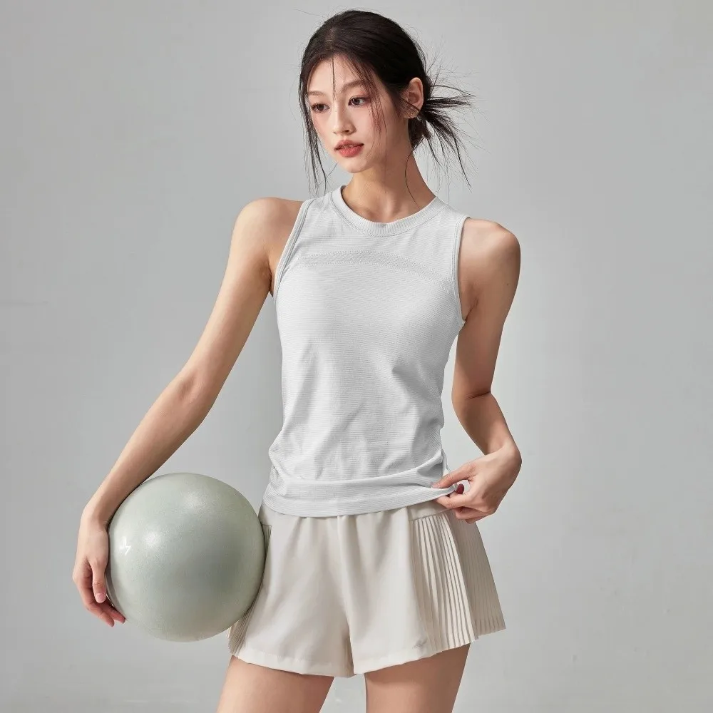 

Casual Sleeveless Women Yoga Vest Quick Dry Short Sleeve Running T-shirt Slim Design Gym Shirt Fitness Workout