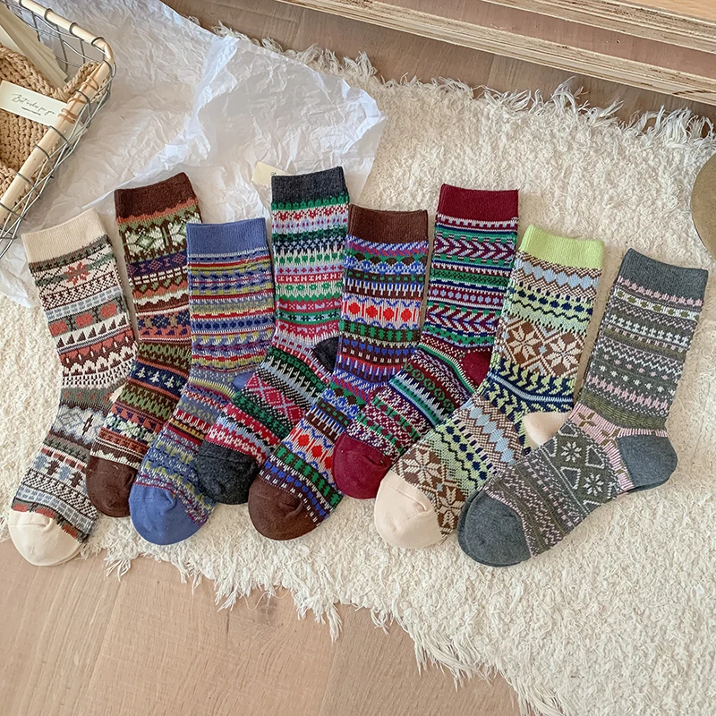 

Модные женские носки высокого качества, осенне-зимние новые повседневные толстые носки, дышащие креативные забавные носки в национальном стиле, длинные теплые носки