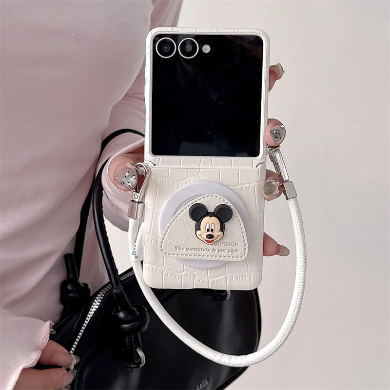 

Fashion Leather Magnetic Phone Case For Samsung Galaxy Z Flip 7 6 5 ZFlip6 ZFlip5 Cover with Stand Hand Rope For Magsafe Cases C