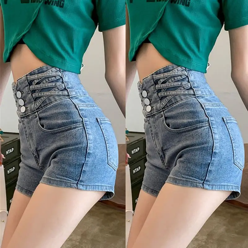 

New oversized chubby mm high waisted denim shorts for the summer of 2024