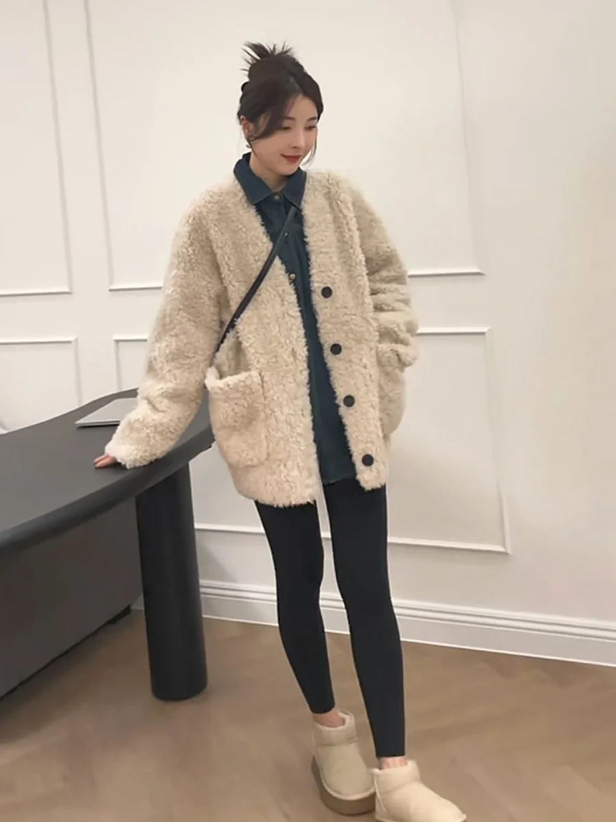 فرو الضأن Jaet V-Ne زر واحد Thiened فضفاض صالح Faionable شتاء جديد الملابس النسائية التخسيس الأعلى