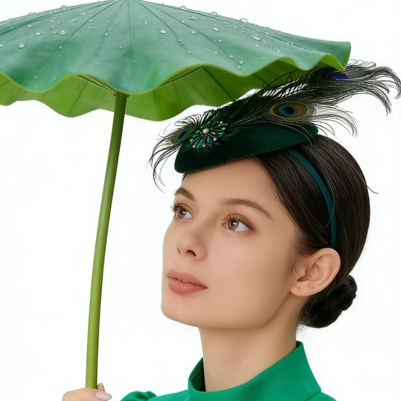 

Peacock Feather Fascinator with Rhinestone Accent, 1920s Gatsby-themed Parties and Vintage Dance Events.Kentucky Derby Party