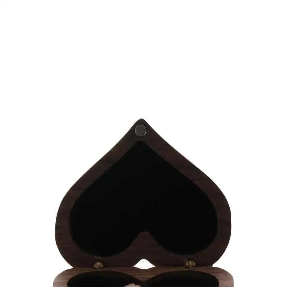 

Portable Cajas Engagement Storage Box Heart Shape Jewelry Packaging Ring Box Jewelry Display Wooden