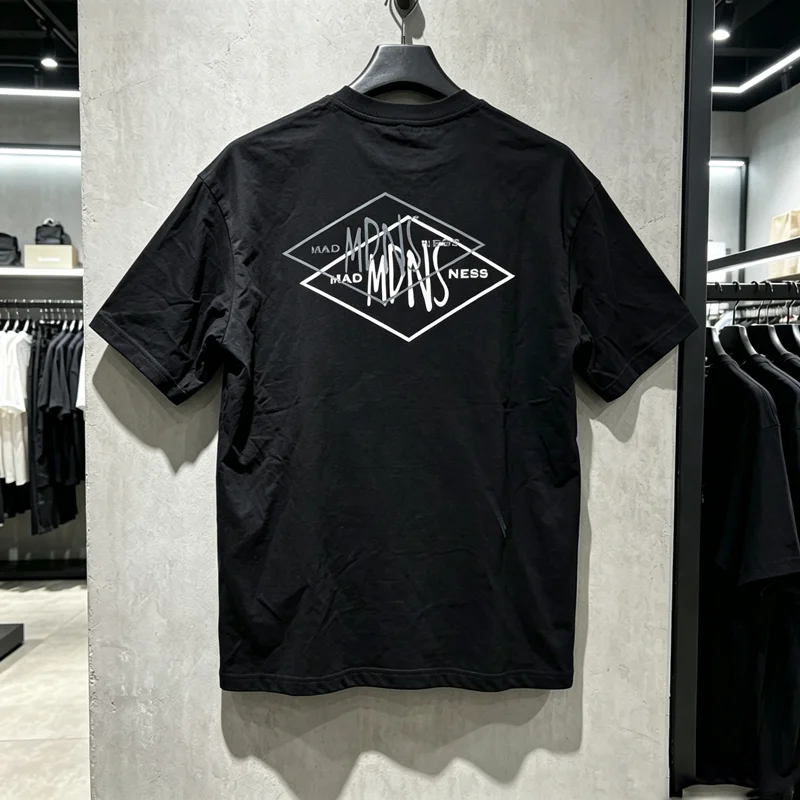 Chest Double Mdns Print Label MADNESS T Shirt Japan Style Men Women Back Two Rhombus Overlap Graphic Loose Short Sleeve Tops Tee
