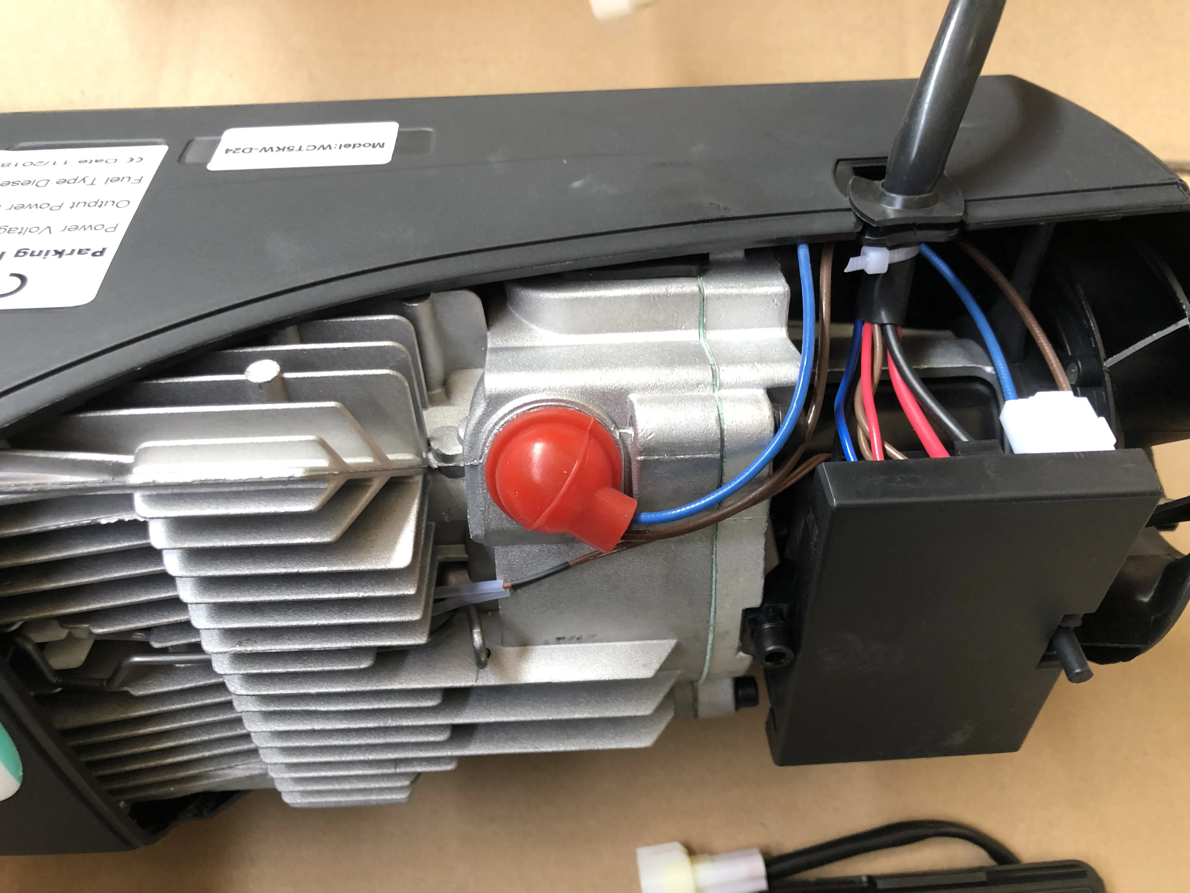 أعلى بيع 2KW 5Kw سيارة الديزل سخان 12 فولت 24 فولت الديزل سخان التوقف لقوارب السيارات حافلة RV