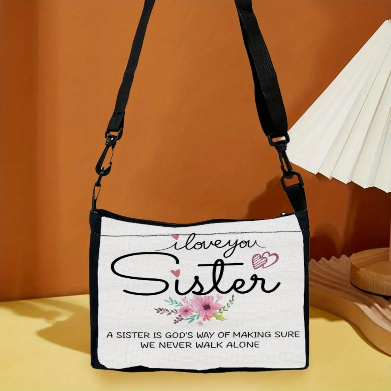 

Fashionable and Unique Shoulder Bag Design Brings A Spring-like Fresh Atmosphere, Matched with Various Shapes, Crossbody Bag