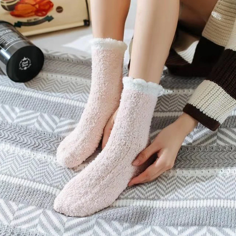 1Pair Women Winter Warm Fluffy Fuzzy Socks Sleep Mid-Tube Soft Cosy Thermal Thick Home Floor House Socks Kawaii Snow Sock